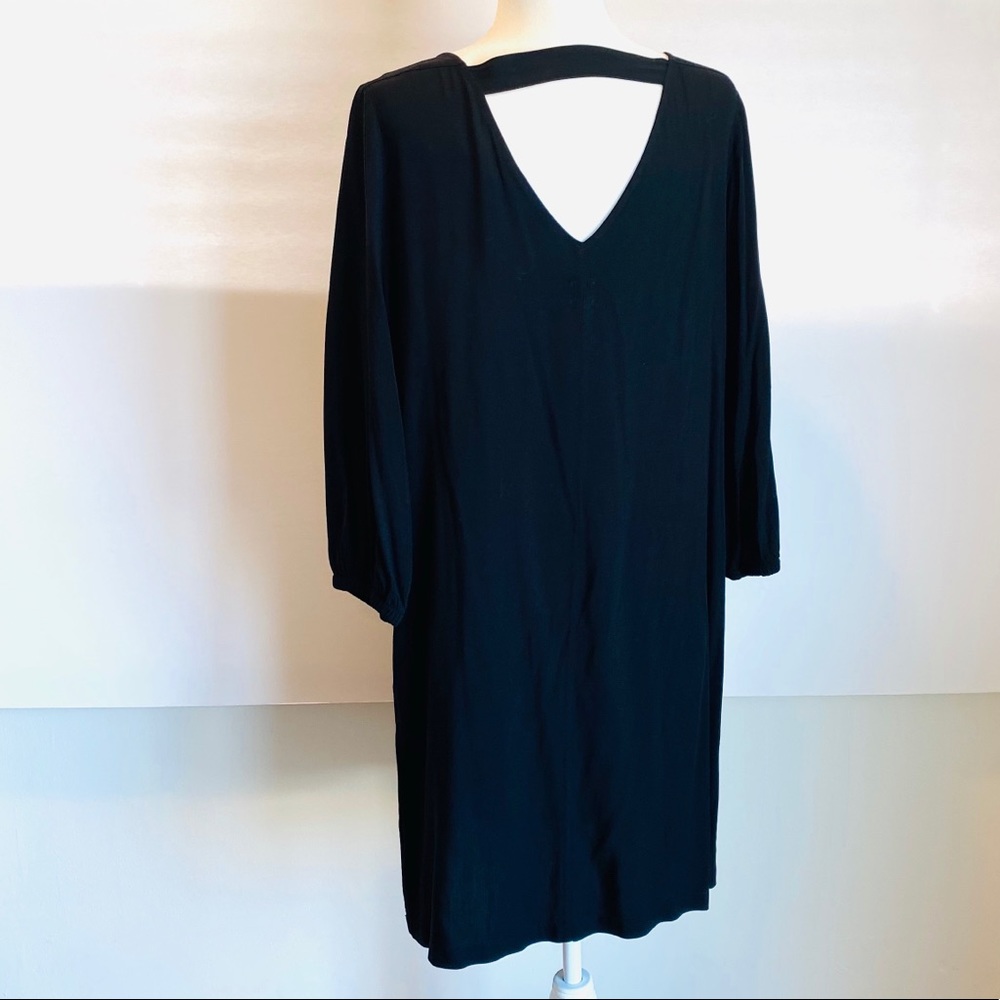 GAP Black Sheath *3/$20 Sale* - Picture 7 of 7